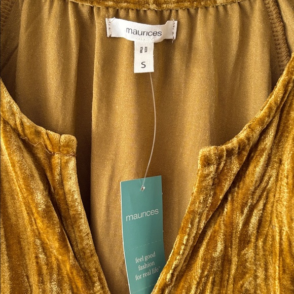 Maurices Gold Crushed Velvet Boho Peasant Casual Top New With Tags small - Picture 5 of 5